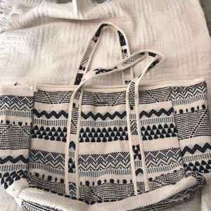 Billabong Woven Tote
